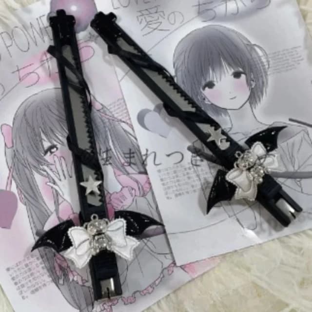 クリエイティブデザイン黒色ユーティリティナイフかわいい漫画クマの羽カッターボックス甘いレースの弓エンベロープカッター学生用品