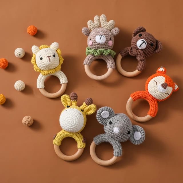 乳幼児用モンテッソーリ歯が生えるガラガラ,動物の形をしたベビーアクセサリー,かぎ針編みの歯が生えるリング,ギフト,1個