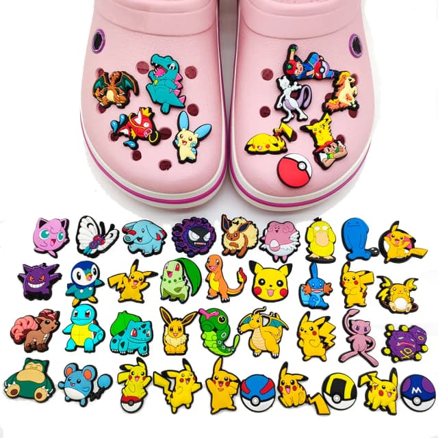 10/20/27/57 個かわいいポケモンピカチュウスニーカーバックルアニメリザードンゼニガメスリッパアクセサリー宣言 DIY サンダルギフト