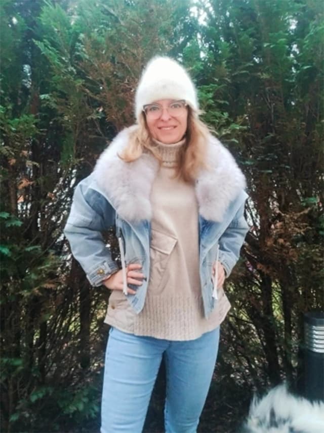 女性の冬のダウンジャケット,天然のキツネの毛皮の襟,本物のウサギの髪の裏地,高級アウター,ショートコート,新しい,2021