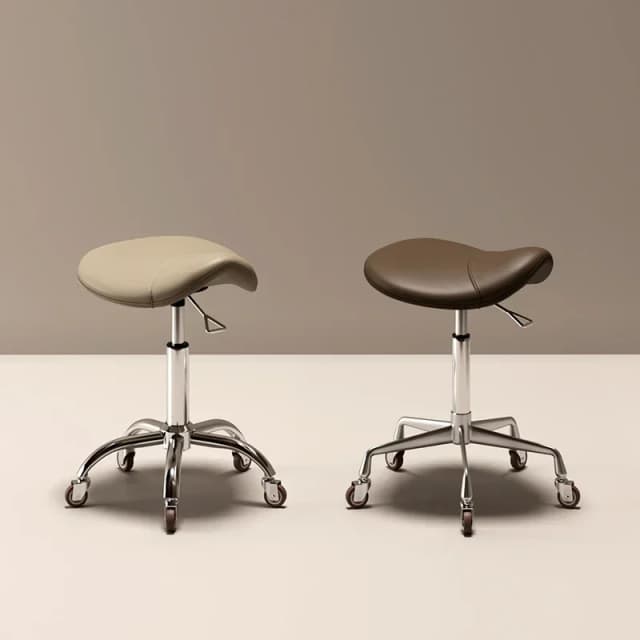 調節可能な馬のサドルドレッシングスツール、回転するエステティシャンの椅子、美容院の家具、庭の家具