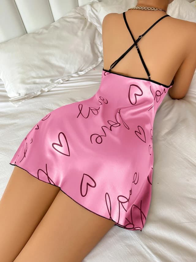 女性の夏のセクシーなパジャマスリング寝間着オープンバック十字睡眠ドレスエレガントなロマンチックなハートプリントノースリーブパジャマ