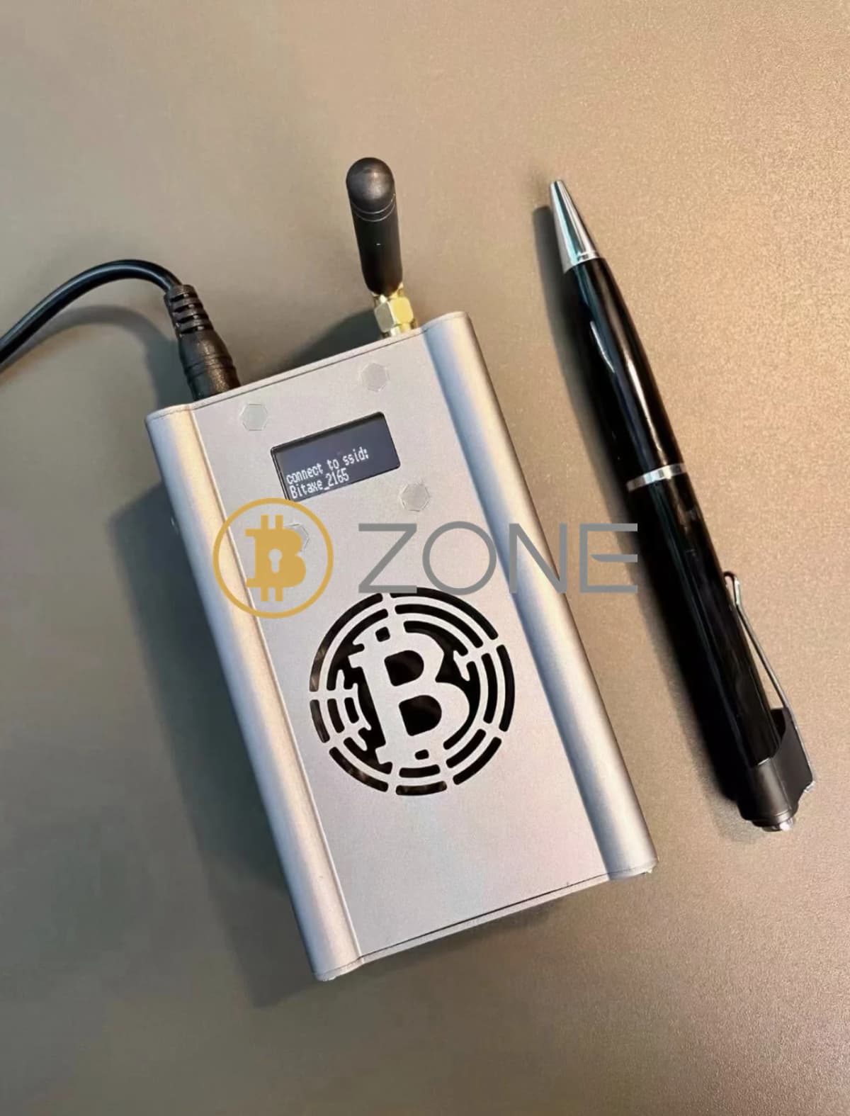 ラッキーなminer v5ハッシュレートマイナー、ビットコインソロマイニング、ブロック、6.51 btc、320gから380gのチャンスがあります